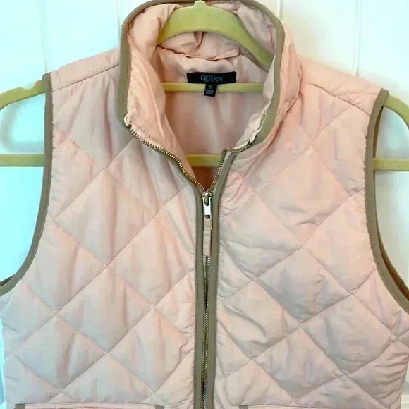 Quilted puffer vest - Picture 3 of 6